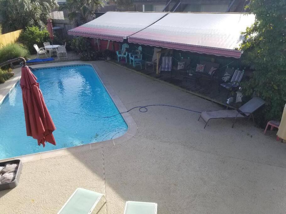 The Seahorse Apt - Lakeside And Close To The Beach Apartamento Galveston Exterior foto
